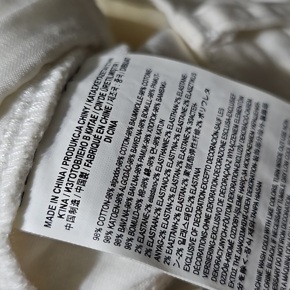 Vans White Distressed Skinny Fray Hem Jeans Size 1/25 NWT - Picture 6 of 8